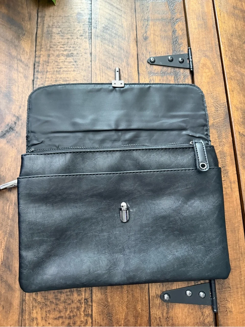 Men's Black Leather Wristlet Clutch Multipocket - Minimal Carry